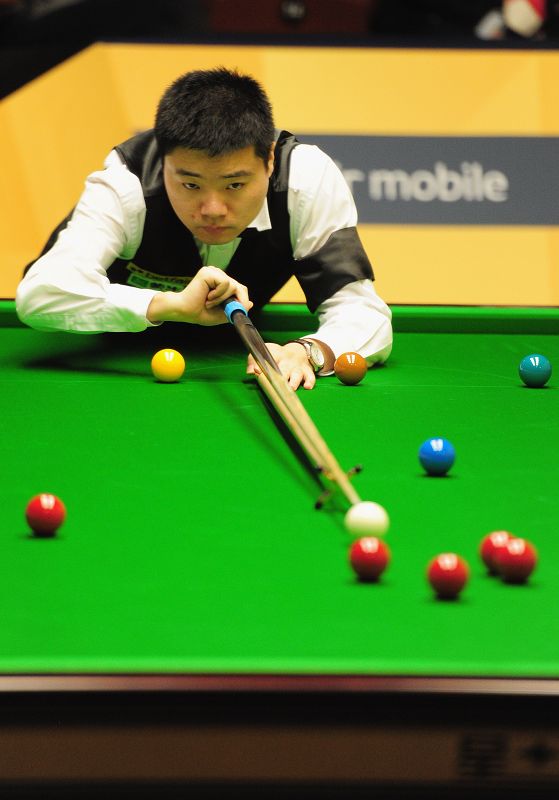 更是对他领 更是对他领