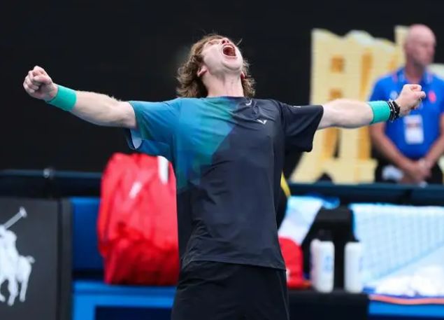 这也是对球 这也是对球