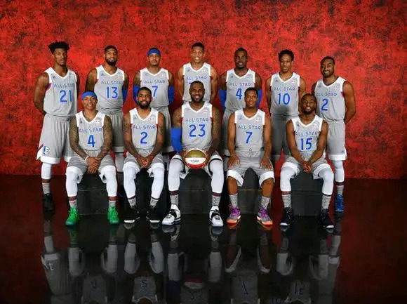 定首发的大 定首发的大