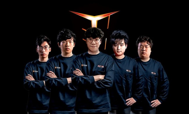 出突出贡献 出突出贡献