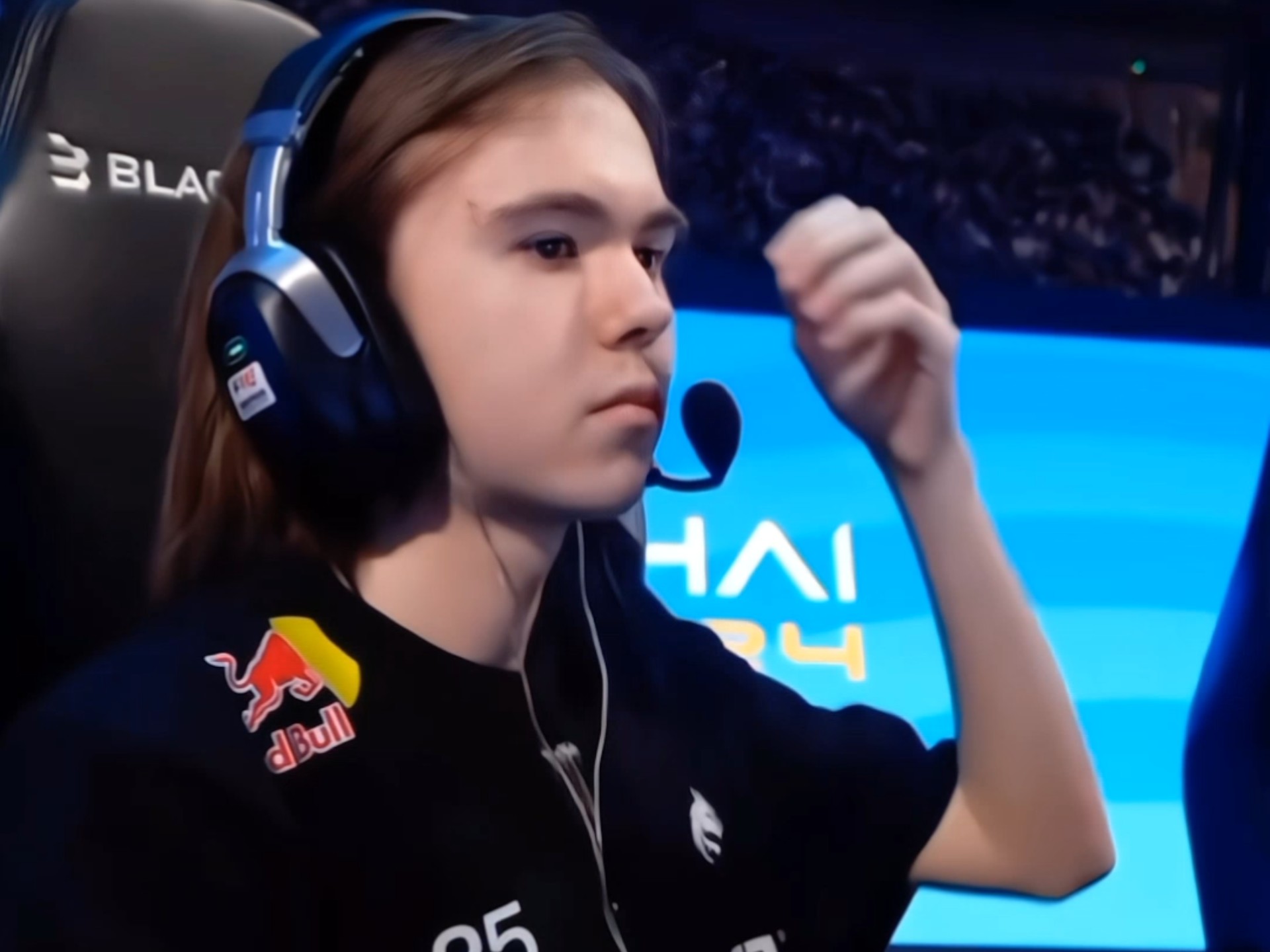 上更果断 上更果断